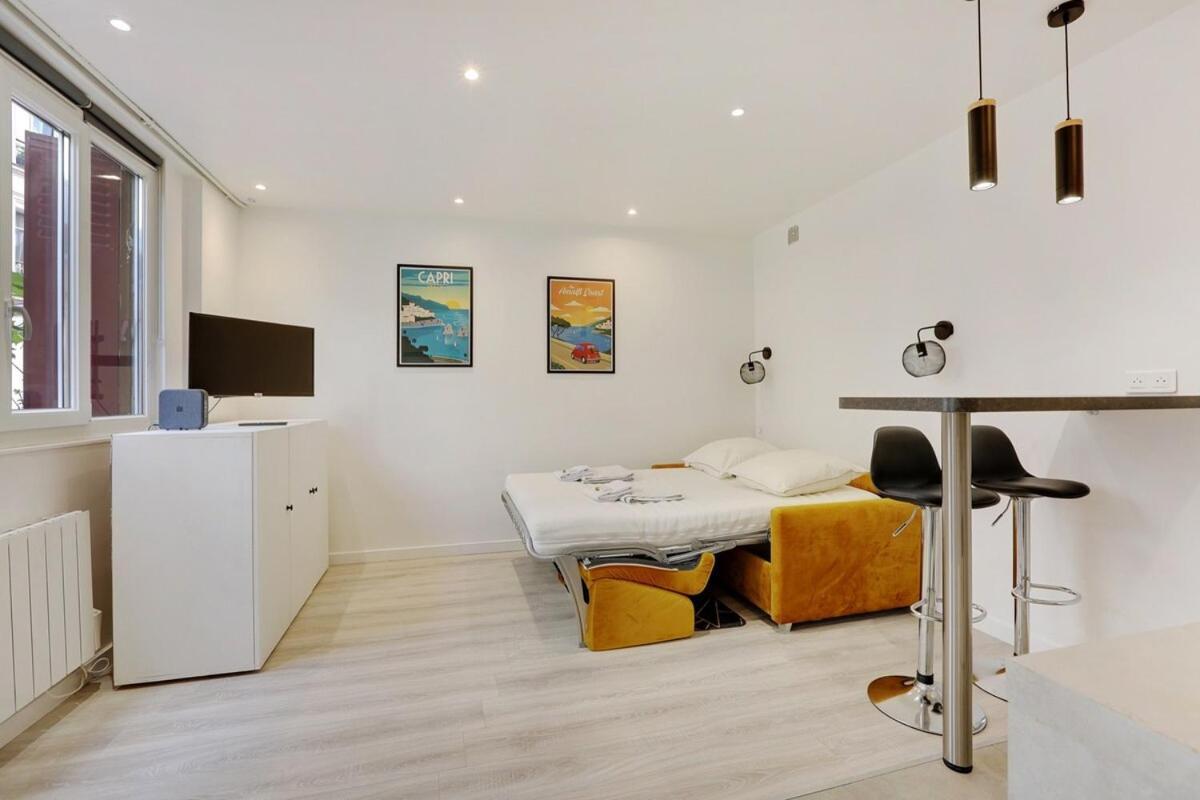 Appartement Joli - Buttes-chaumont Parijs
