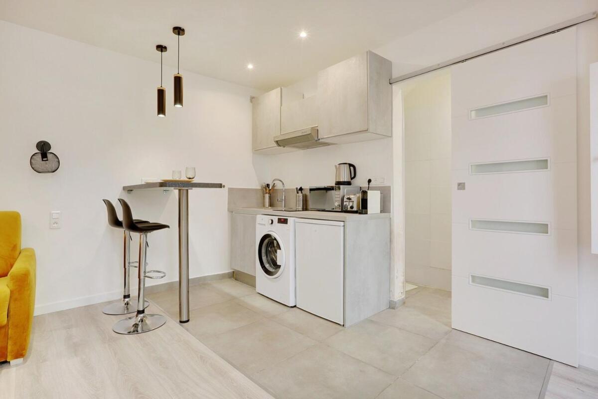 Joli - Buttes-chaumont Appartement Parijs